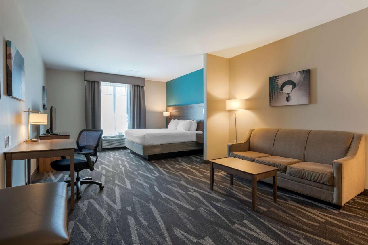 Best Western Plus Centralia Hotel & Suites Exterior photo