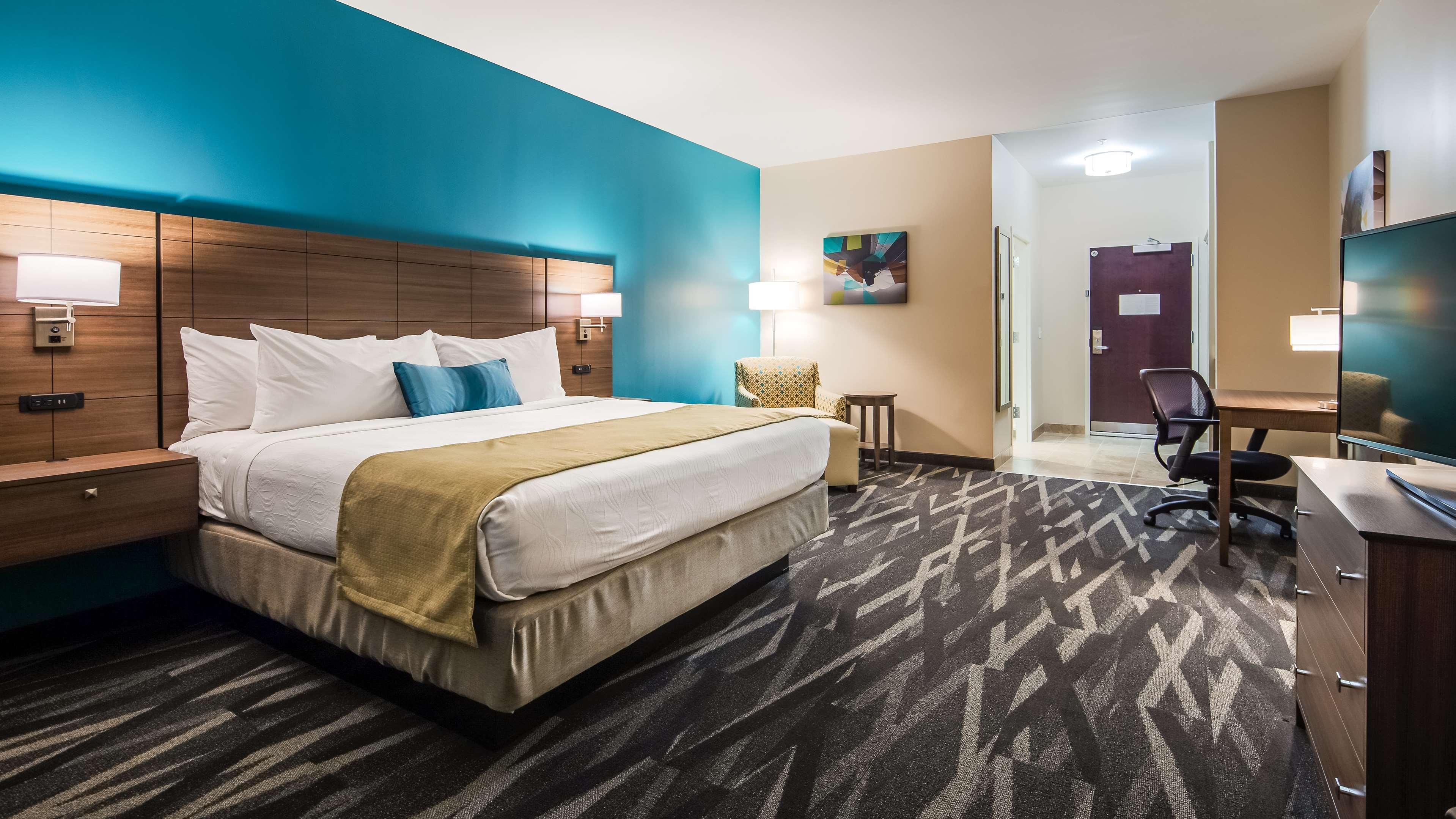 Best Western Plus Centralia Hotel & Suites Exterior photo