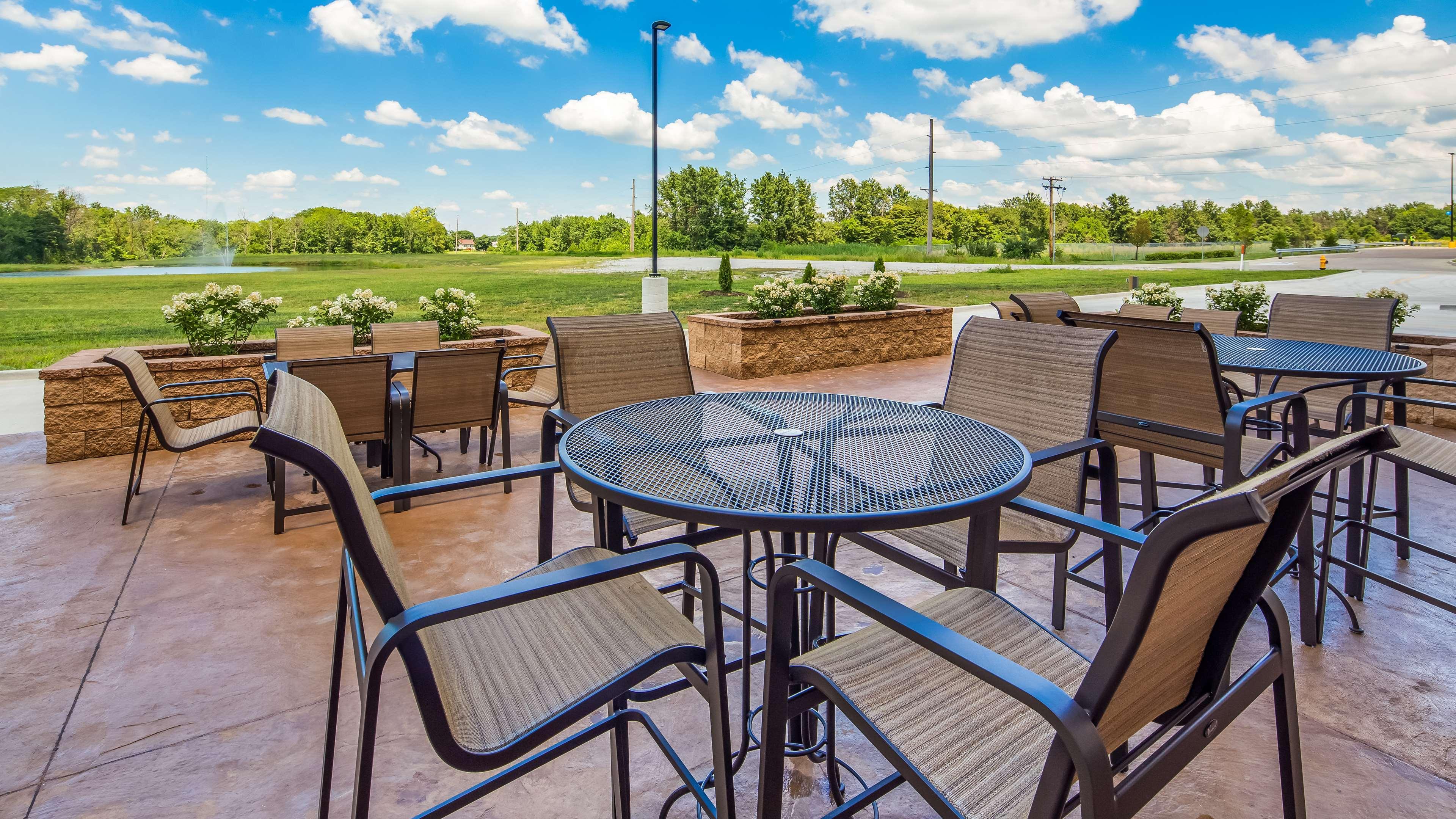 Best Western Plus Centralia Hotel & Suites Exterior photo
